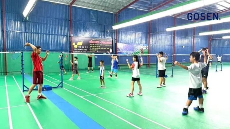 sân cầu lông Lê Công