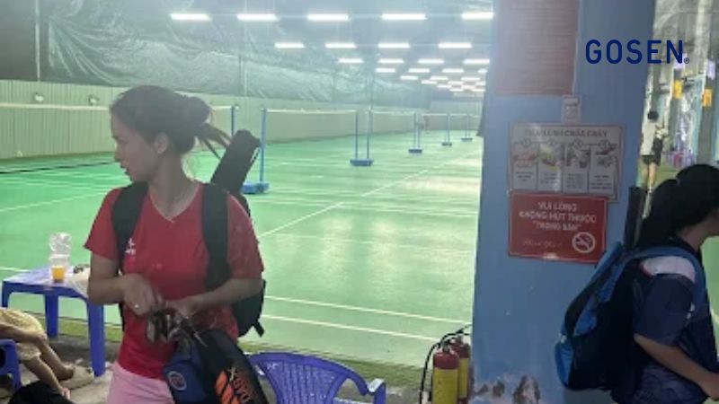 sân cầu lông Vy Phong