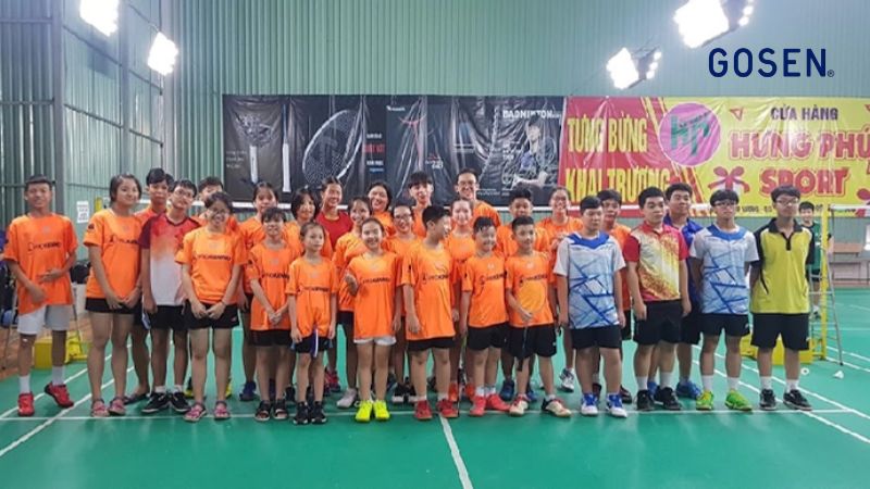 Sân cầu lông Hưng Phú