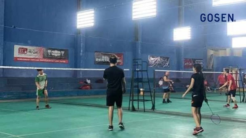 Sân cầu lông Bình Hưng