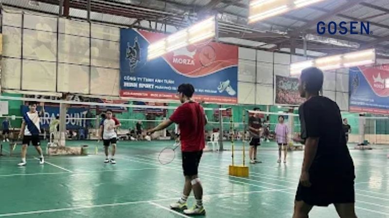 sân cầu lông Long Viên