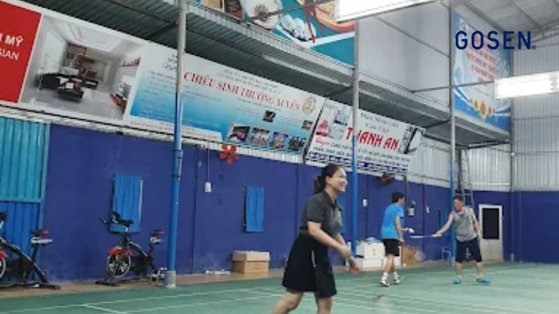 Sân cầu lông Châu Tử