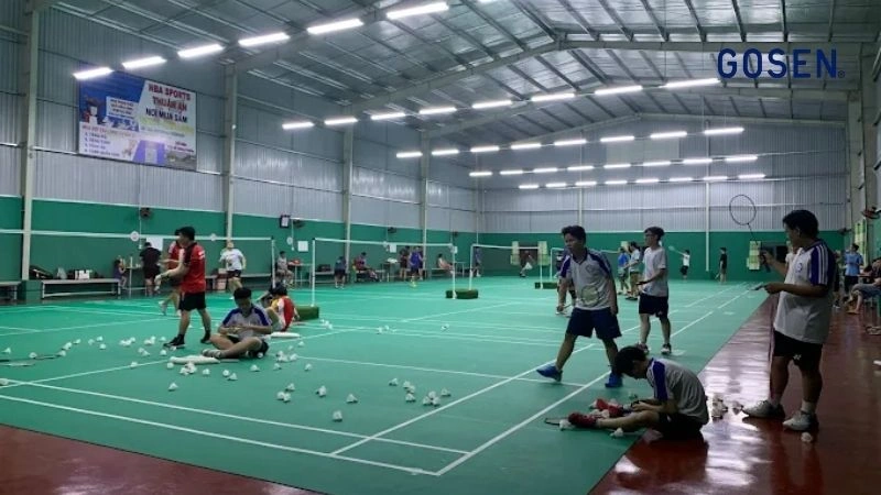 sân cầu lông Năm Trúc