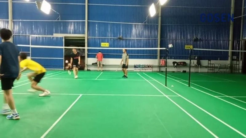 Sân cầu lông Bình Thắng